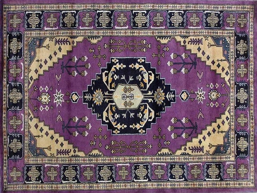 alfombra persa color morado